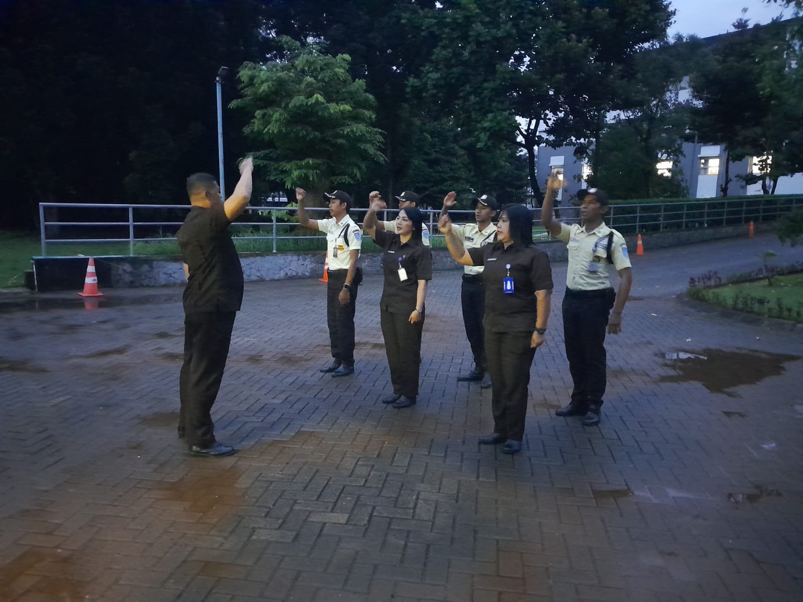 Giat Apel Pagi STJ Security: Bukan Sekedar Kegiatan Rutin