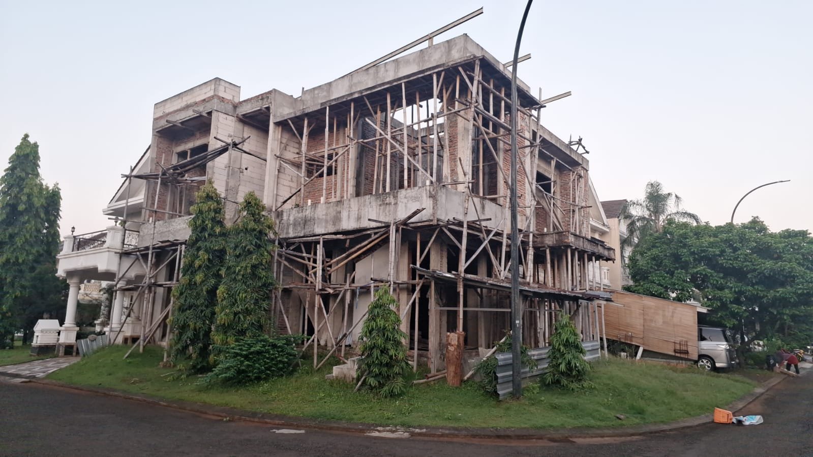 Ditegur DPMPTSP Bangun Rumah Tanpa PBG Malah Menggugat Ketua RW, Pengadilan Putuskan Tidak Dapat Diterima.