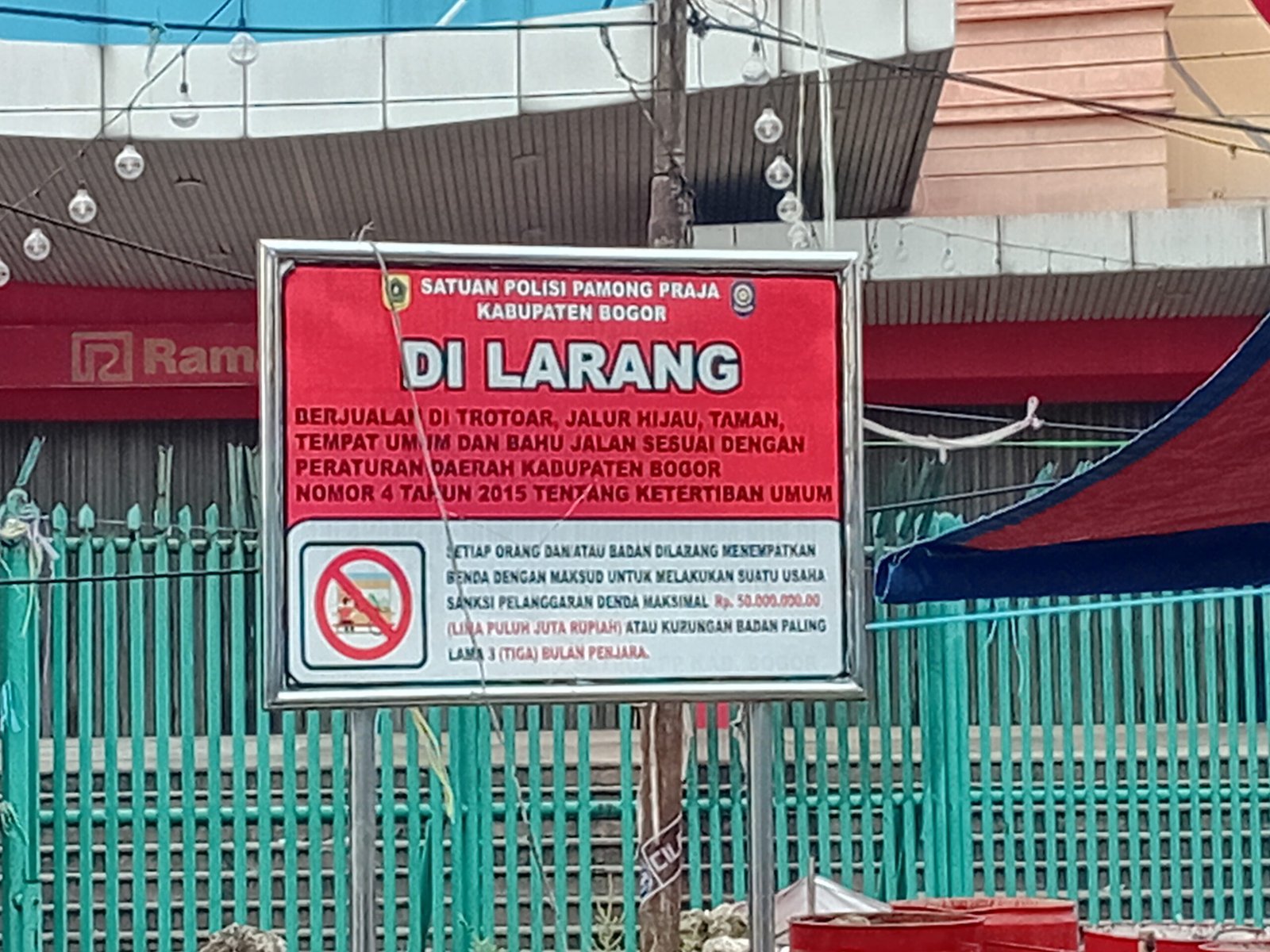 Tidak Adanya Solusi: Peraturan Daerah Kabupaten Bogor tentang Ketertiban Umum, Satpol PP Tumpul