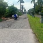 Jalan Lingkungan Rusak di Perumahan Cileungsi Hijau: Tanggung Jawab Siapa?