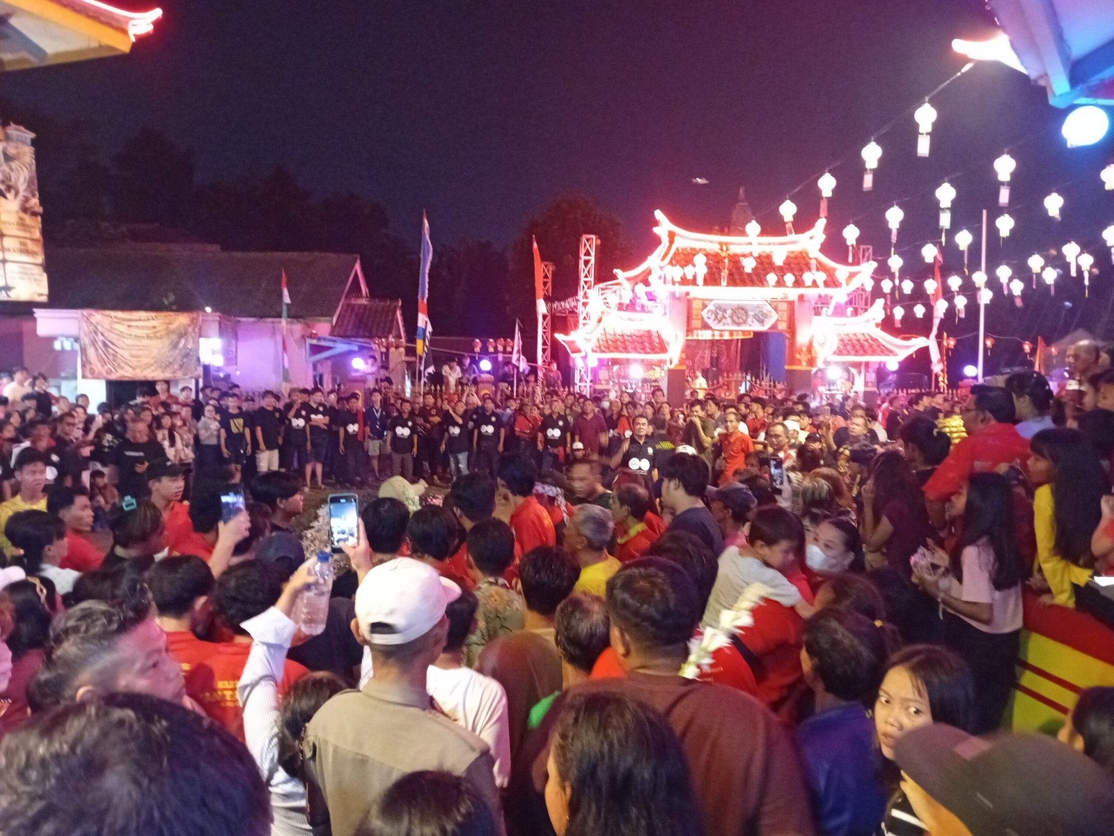 Suasana Meriah, Klenteng Han Tan Kong Cileungsi Gelar Perayaan Ulang Tahun (Sejit)